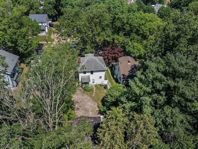 577 Eastland Avenue, Akron, OH 44305