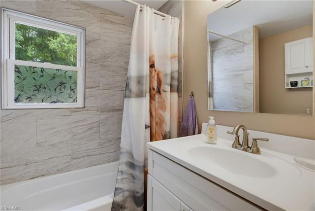 2921 Bittersweet Road, Winston-salem, NC 27106