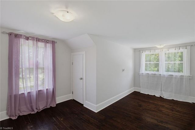 2921 Bittersweet Road, Winston-salem, NC 27106