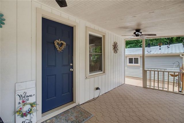 2921 Bittersweet Road, Winston-salem, NC 27106