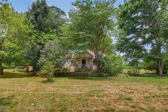 2921 Bittersweet Road, Winston-salem, NC 27106