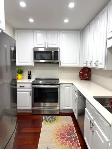 5702 S Park Avenue, Hinsdale, IL 60521