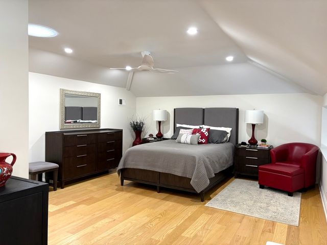 5702 S Park Avenue, Hinsdale, IL 60521