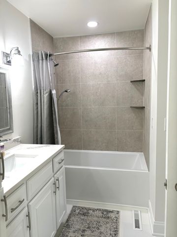 5702 S Park Avenue, Hinsdale, IL 60521