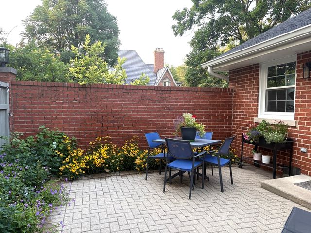 5702 S Park Avenue, Hinsdale, IL 60521