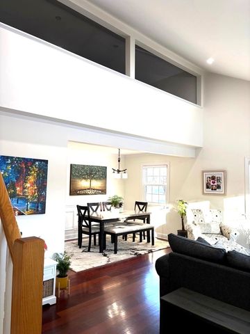 5702 S Park Avenue, Hinsdale, IL 60521