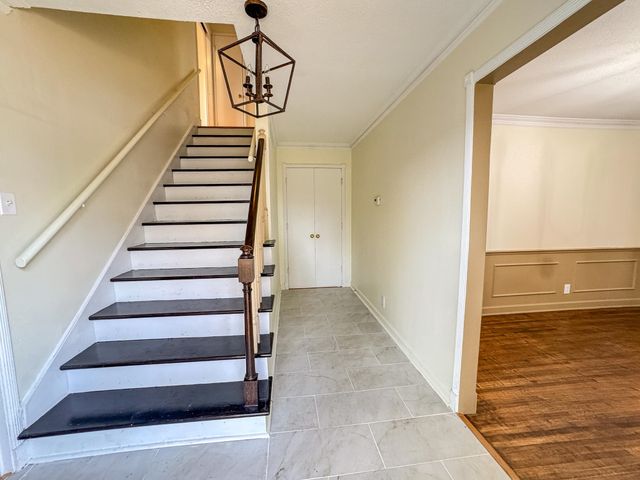 1345 HICKORY RIDGE CV, Memphis, TN 38116