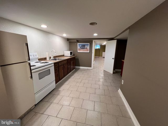 7057 FRANKFORD AVE, Philadelphia, PA 19135