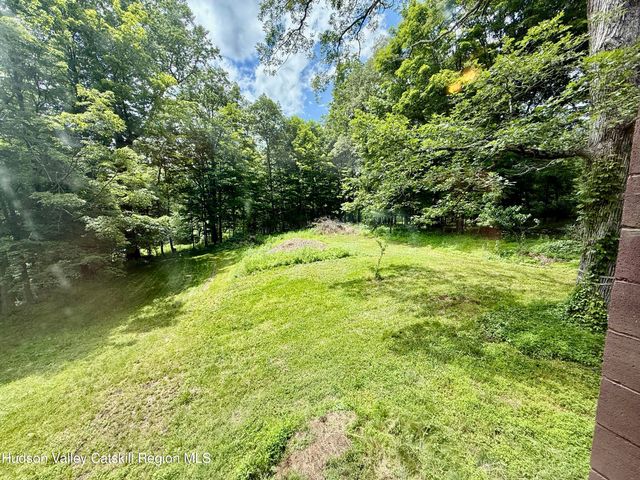 19 Lennox Avenue, Glenford, NY 12433