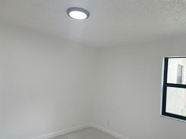 4104 NW 114th Avenue, Coral Springs, FL 33065