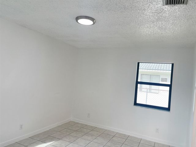 4104 NW 114th Avenue, Coral Springs, FL 33065