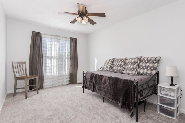 3304 Barrington Road, Bloomington, IL 61704