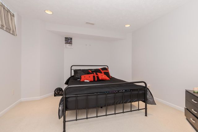 3304 Barrington Road, Bloomington, IL 61704