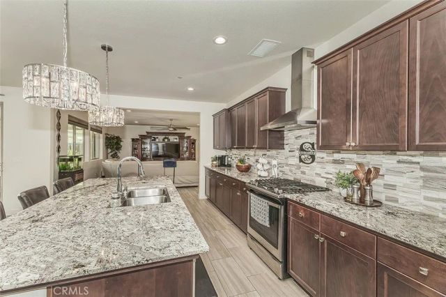 877 Treasure Hills, Madera, CA 93636