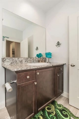 877 Treasure Hills, Madera, CA 93636