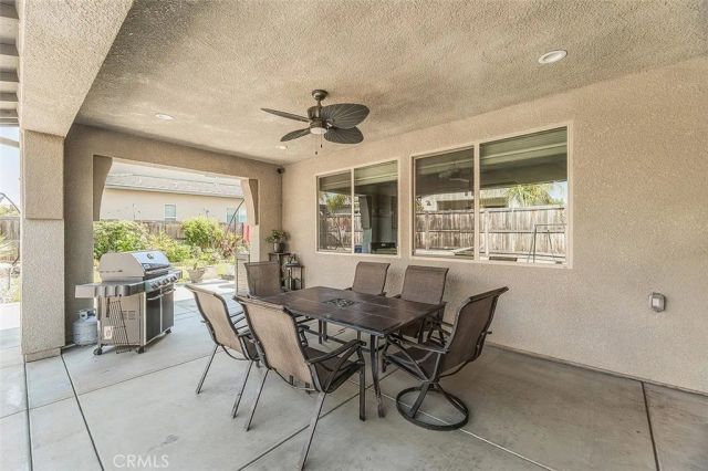 877 Treasure Hills, Madera, CA 93636