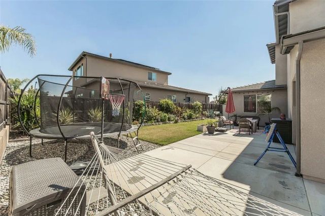 877 Treasure Hills, Madera, CA 93636