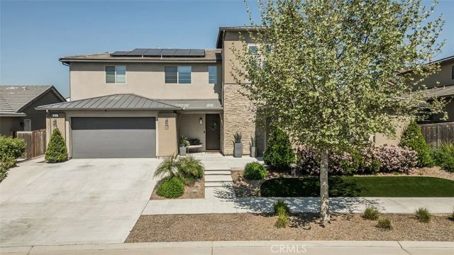 877 Treasure Hills, Madera, CA 93636
