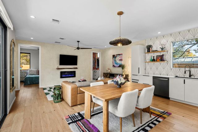 7525 Delafield LN B, Austin, TX 78752