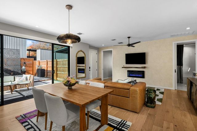 7525 Delafield LN B, Austin, TX 78752