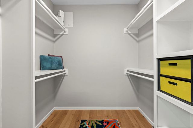 7525 Delafield LN B, Austin, TX 78752