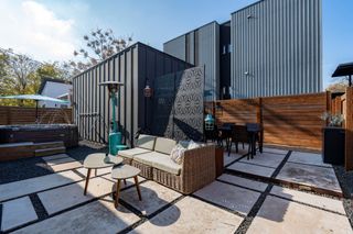 7525 Delafield LN B, Austin, TX 78752