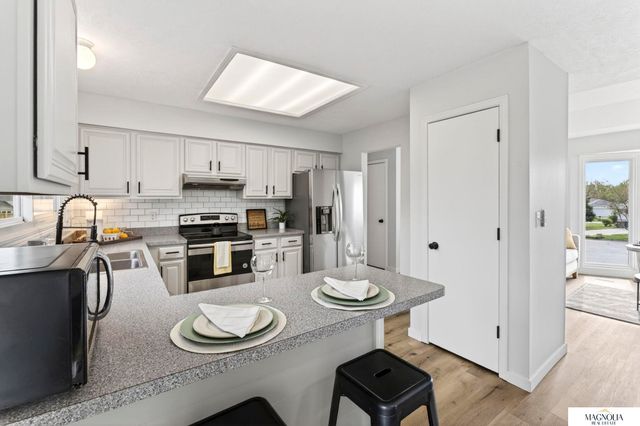 3434 Timber Ridge Circle, Lincoln, NE 68522