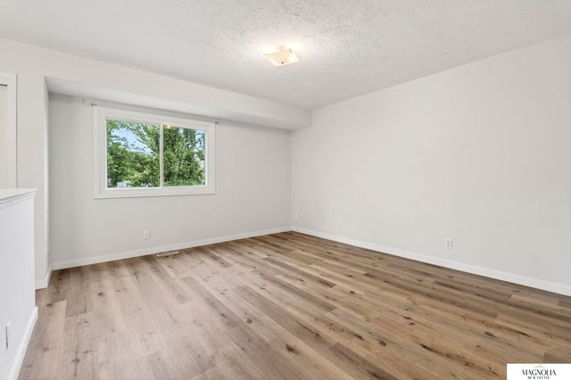 3434 Timber Ridge Circle, Lincoln, NE 68522
