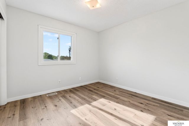 3434 Timber Ridge Circle, Lincoln, NE 68522
