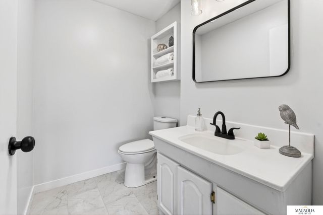 3434 Timber Ridge Circle, Lincoln, NE 68522