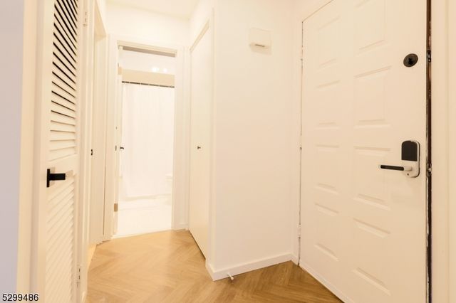 2 Davos Dr Unit 6 6, Vernon Twp., NJ 07462