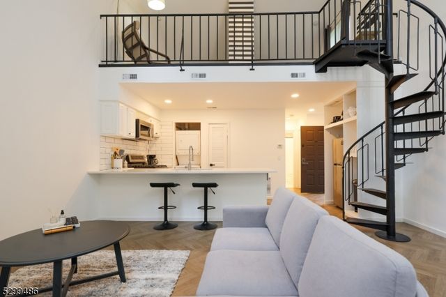 2 Davos Dr Unit 6 6, Vernon Twp., NJ 07462