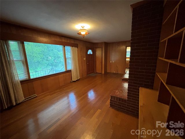 390 Airport Road, Taylorsville, NC 28681