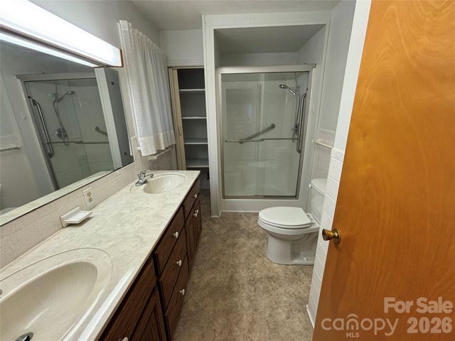 390 Airport Road, Taylorsville, NC 28681