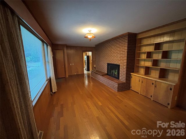 390 Airport Road, Taylorsville, NC 28681