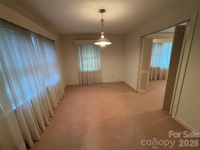 390 Airport Road, Taylorsville, NC 28681