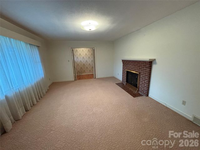 390 Airport Road, Taylorsville, NC 28681