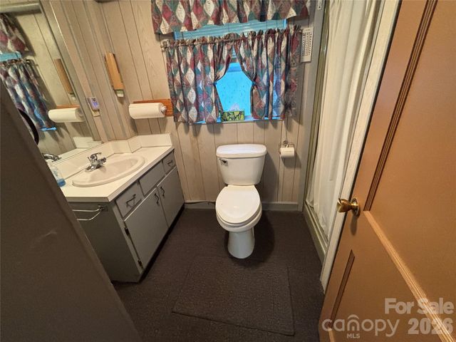 390 Airport Road, Taylorsville, NC 28681