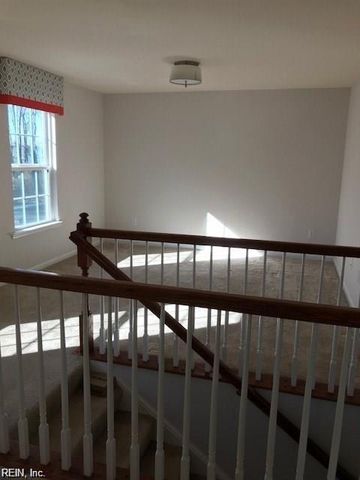 323 Michael Selby DR, Hampton, VA 23666