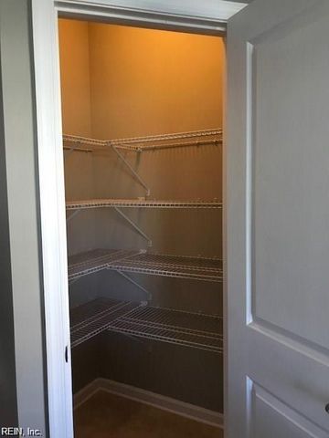 323 Michael Selby DR, Hampton, VA 23666