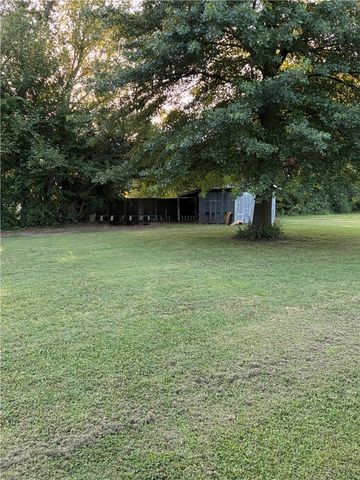 19442 W Highway 12, Gentry, AR 72734