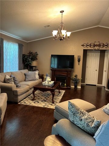 19442 W Highway 12, Gentry, AR 72734