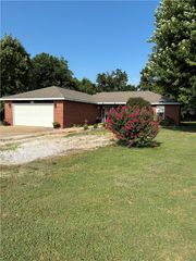 19442 W Highway 12, Gentry, AR 72734