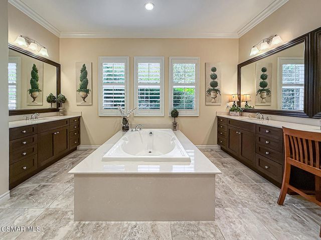 13257 Turnstone Circle, Moorpark, CA 93021