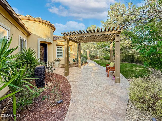 13257 Turnstone Circle, Moorpark, CA 93021