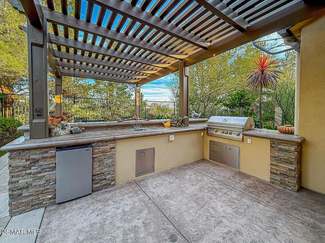 13257 Turnstone Circle, Moorpark, CA 93021