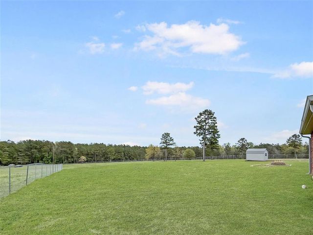 330 Wesley Crowell Road, Leesville, LA 71446