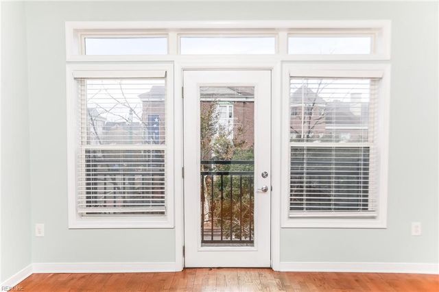 388 Boush St Unit 222, Norfolk, VA 23510