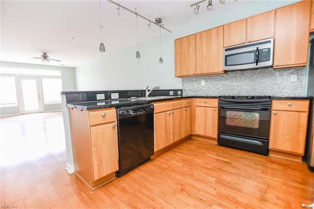 388 Boush St Unit 222, Norfolk, VA 23510