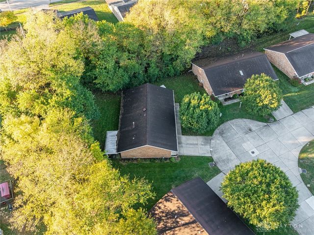 6686 Oakwood Lane, Dayton, OH 45424